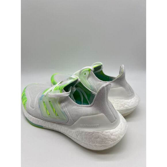 Adidas Ultraboost 22 Running Women's White Bliss Blue Volt GX5926 Size 7.5 NWT - Picture 8 of 12